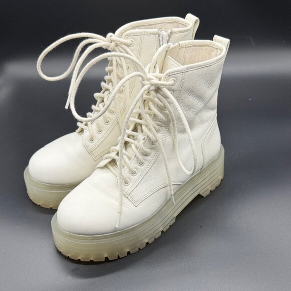 Gianni Bini Shoes - Gianni Bini White Upper Leather Ankle Boots Sole Chunky Heel Back Zipper Sz 6.5